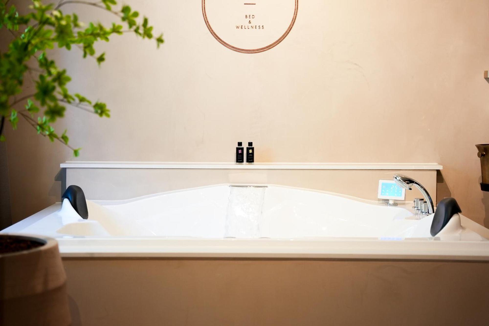 The Lodge Bed & Wellness Oisterwijk Sauna, Jacuzzi, Luxury Moergestel Kültér fotó